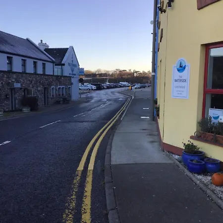 Bed & Breakfast The Waterside 3*