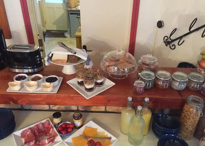 The Waterside Вэстпорт