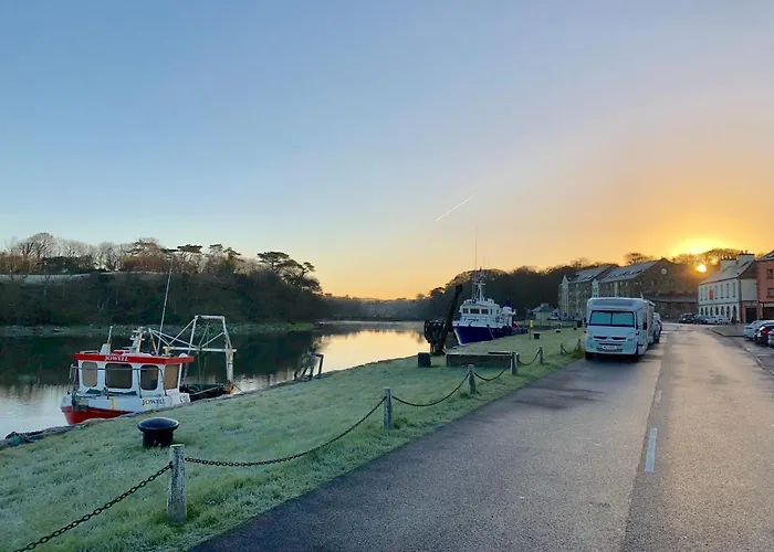 The Waterside Вэстпорт