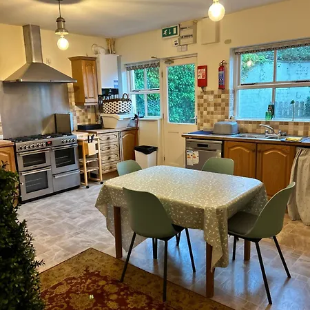 The Waterside 3* Вэстпорт