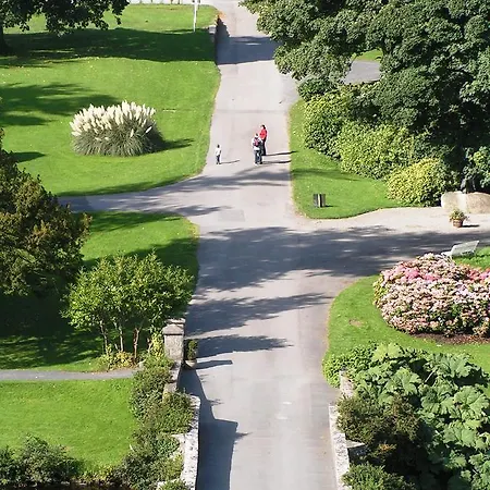 Oda ve Kahvaltı The Waterside 3*