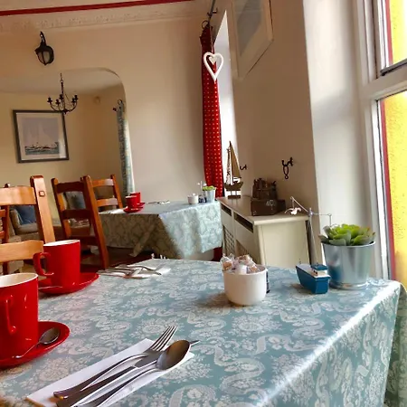 Bed & Breakfast The Waterside 3*