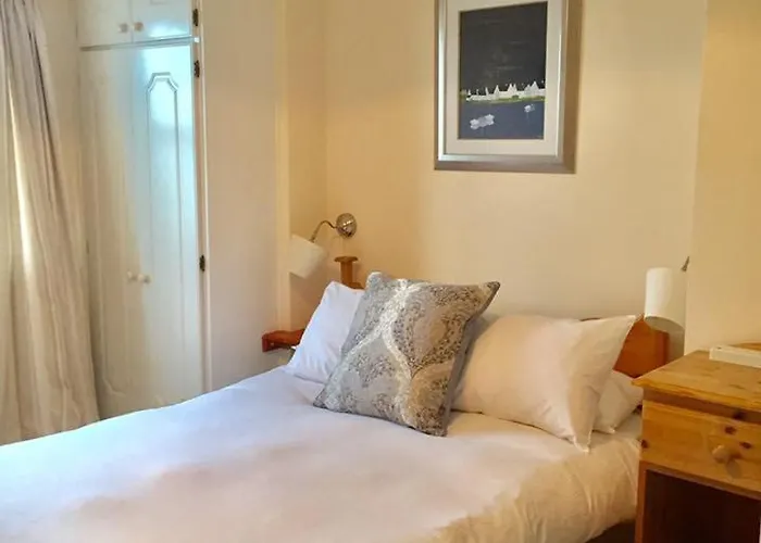 The Waterside Отель типа 