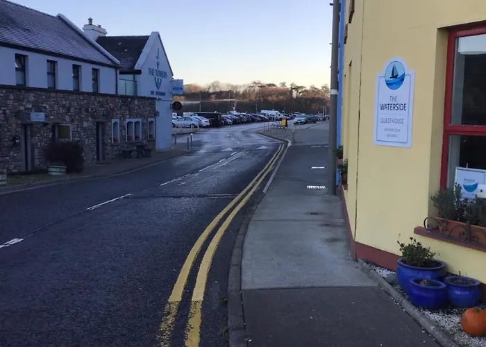 Bed & Breakfast The Waterside 3*