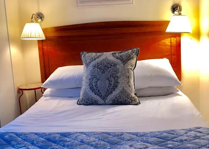 Bed & Breakfast The Waterside Westport