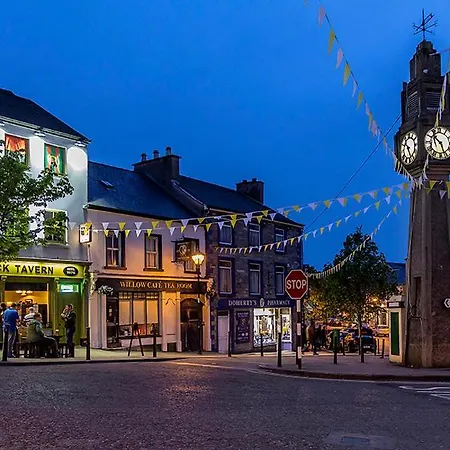 فندق مبيت وإفطار The Waterside